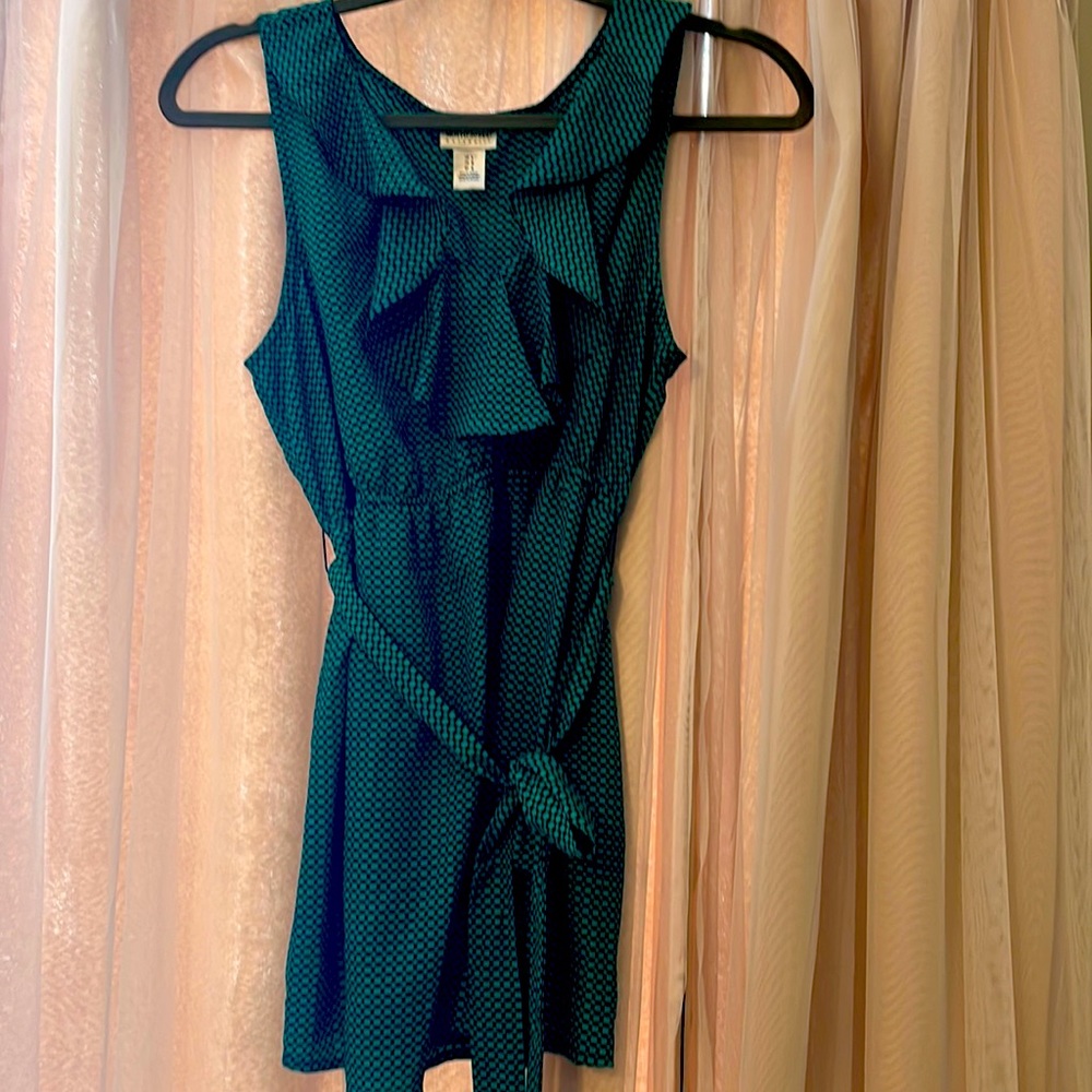 Motherhood maternity sleeveless blouse size L